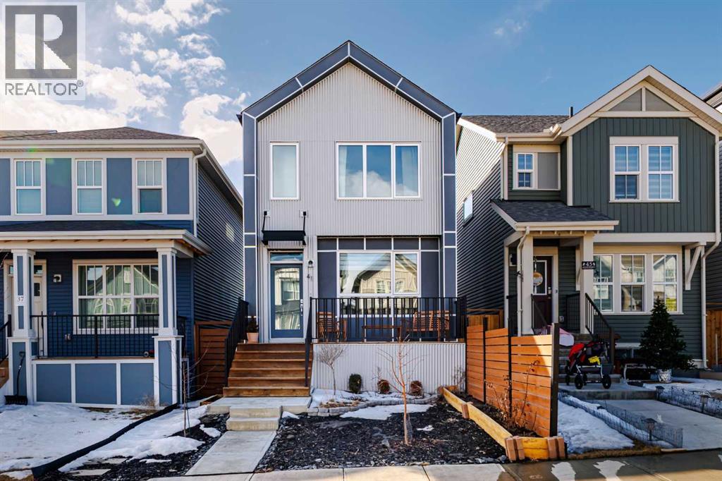 41 Heirloom Crescent SE, Calgary, Alberta