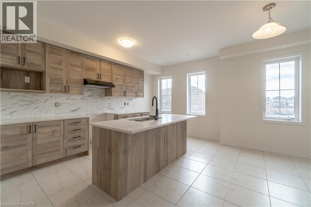 237 Gillespie Drive, Brantford, Ontario  N3T 0W2 - Photo 3 - 40812281