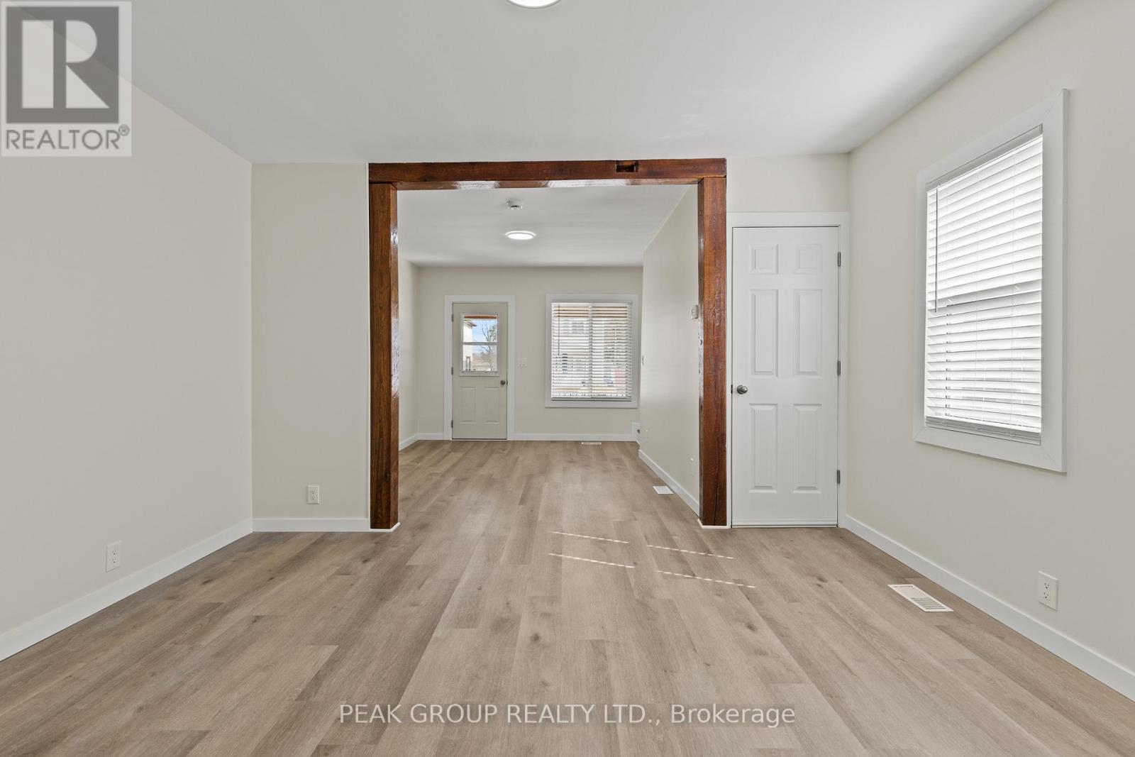 214 Mitchell Street, Port Colborne, Ontario  L3K 1Y3 - Photo 10 - X12884168