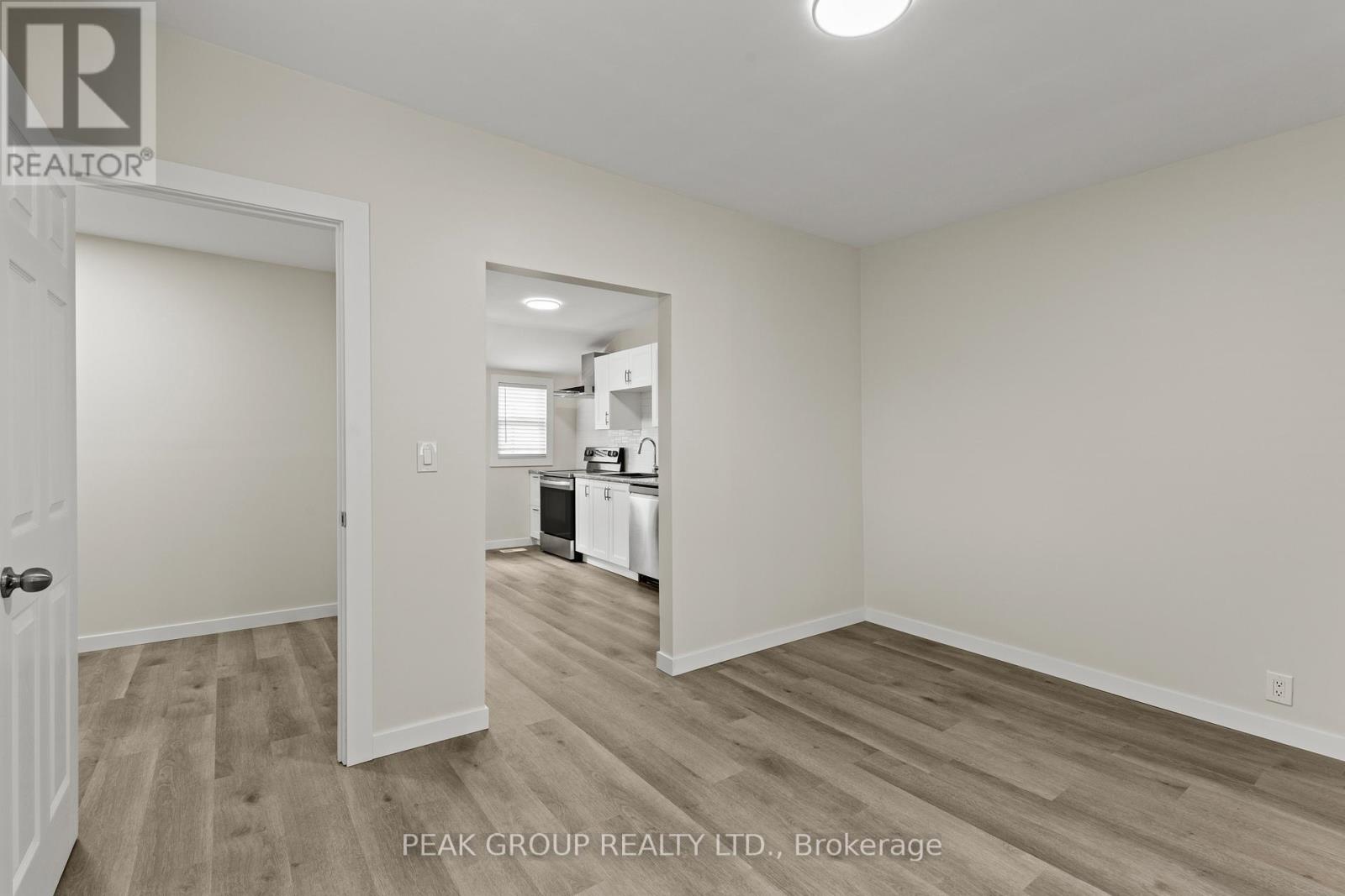 214 Mitchell Street, Port Colborne, Ontario  L3K 1Y3 - Photo 11 - X12884168