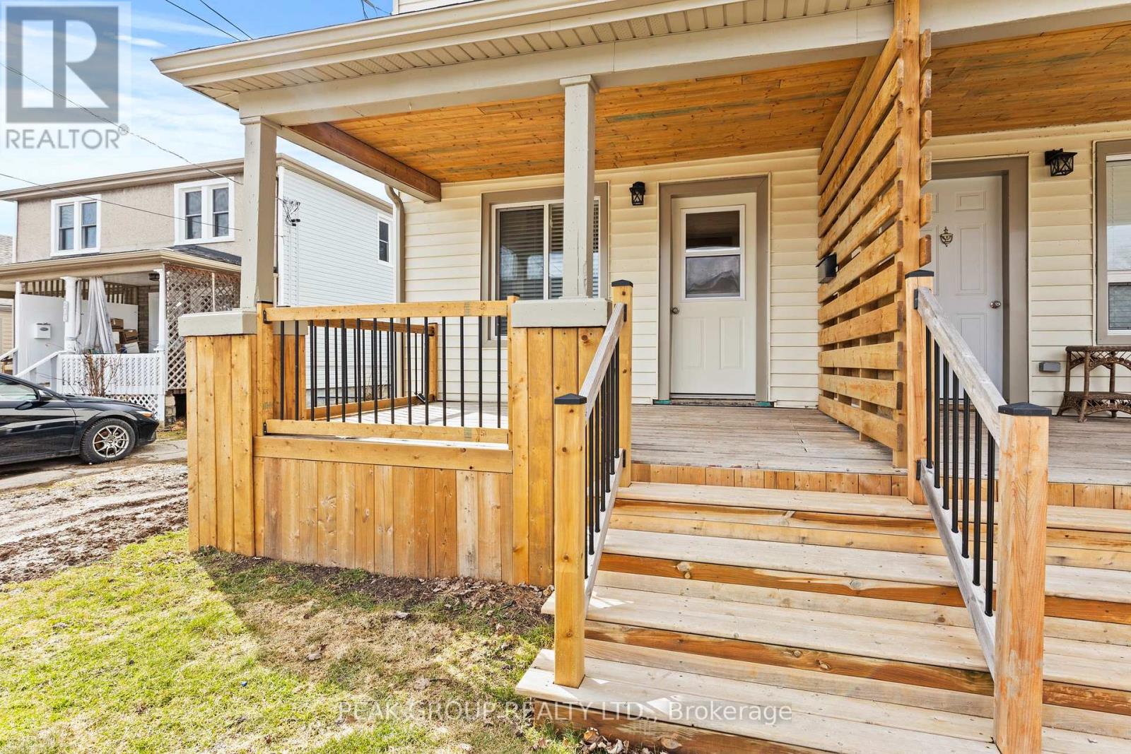 214 Mitchell Street, Port Colborne, Ontario  L3K 1Y3 - Photo 4 - X12884168