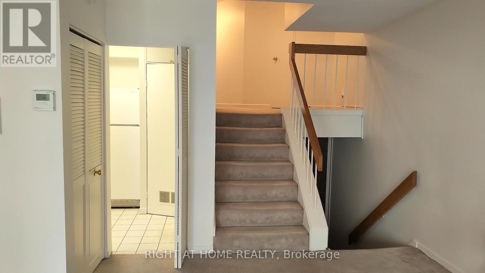 838 - 33 Harbour Square, Toronto, Ontario  M5J 2G2 - Photo 10 - C12884166