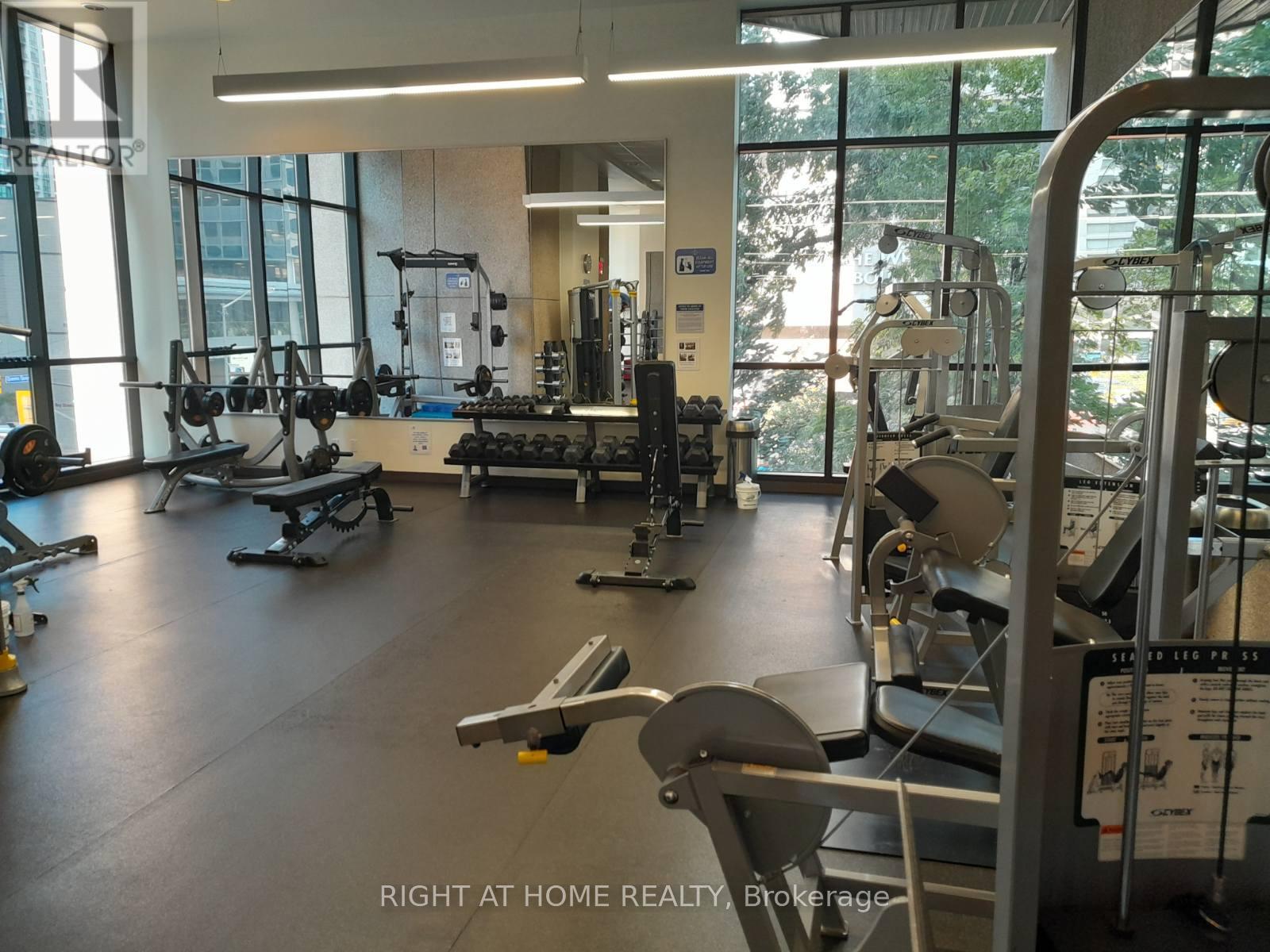 838 - 33 Harbour Square, Toronto, Ontario  M5J 2G2 - Photo 23 - C12884166