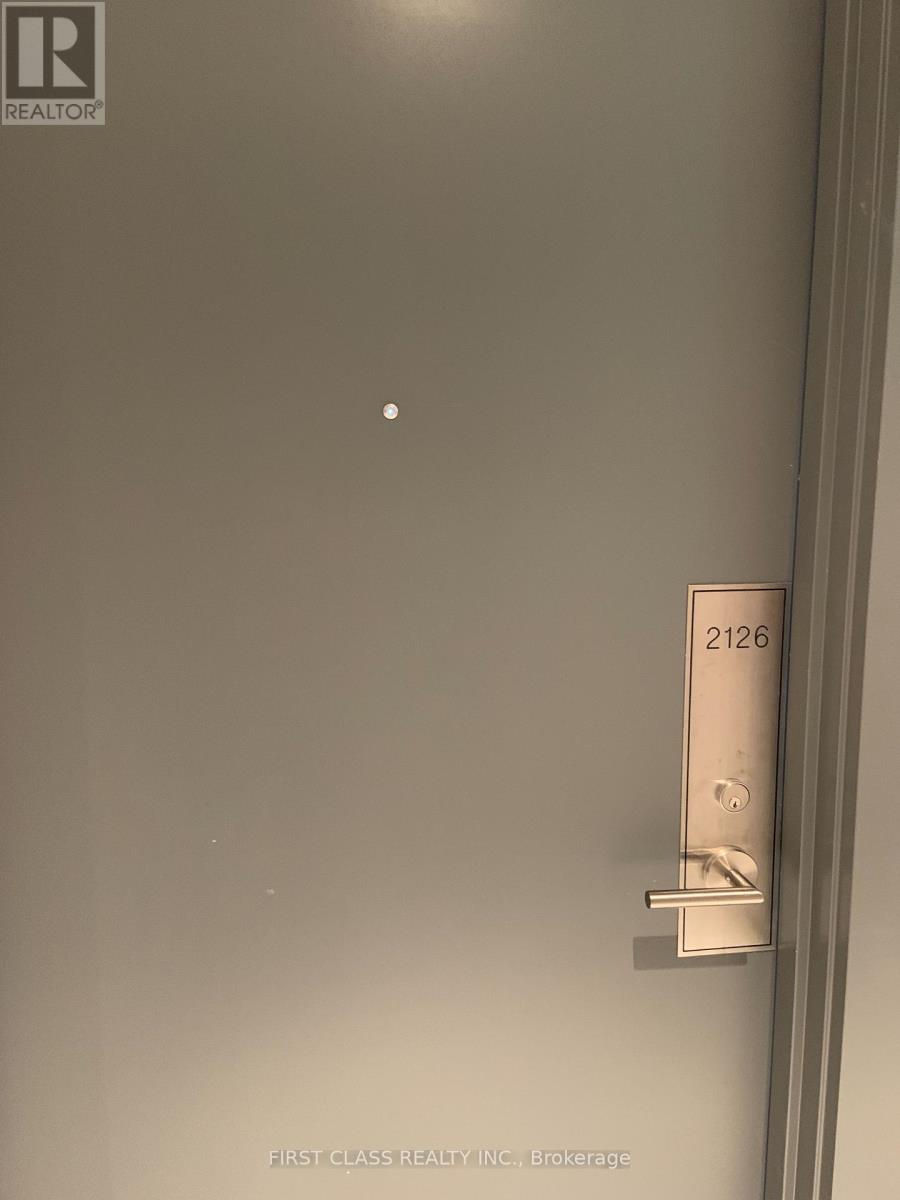 2126 - 5858 Yonge Street, Toronto, Ontario  M2M 0C6 - Photo 2 - C12884172