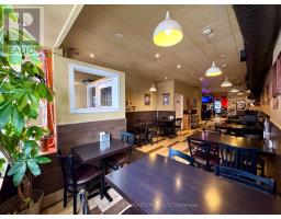 586 BLOOR STREET W, Toronto, Ontario