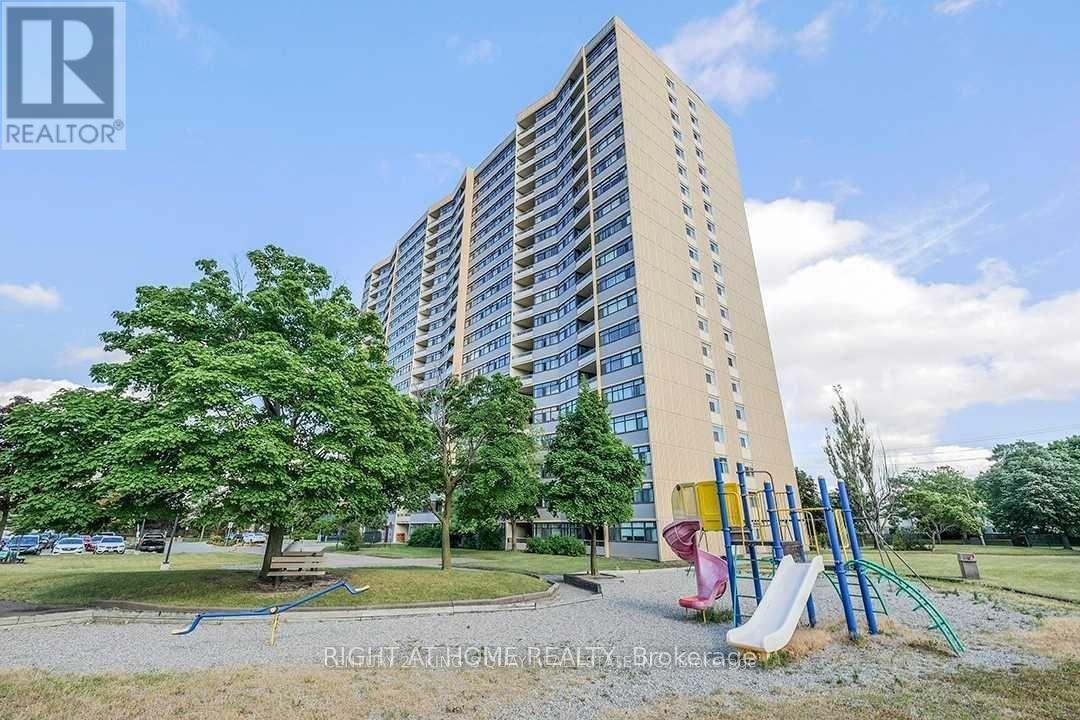 1610 - 2050 Bridletowne Circle, Toronto, Ontario  M1W 2V5 - Photo 2 - E12884214