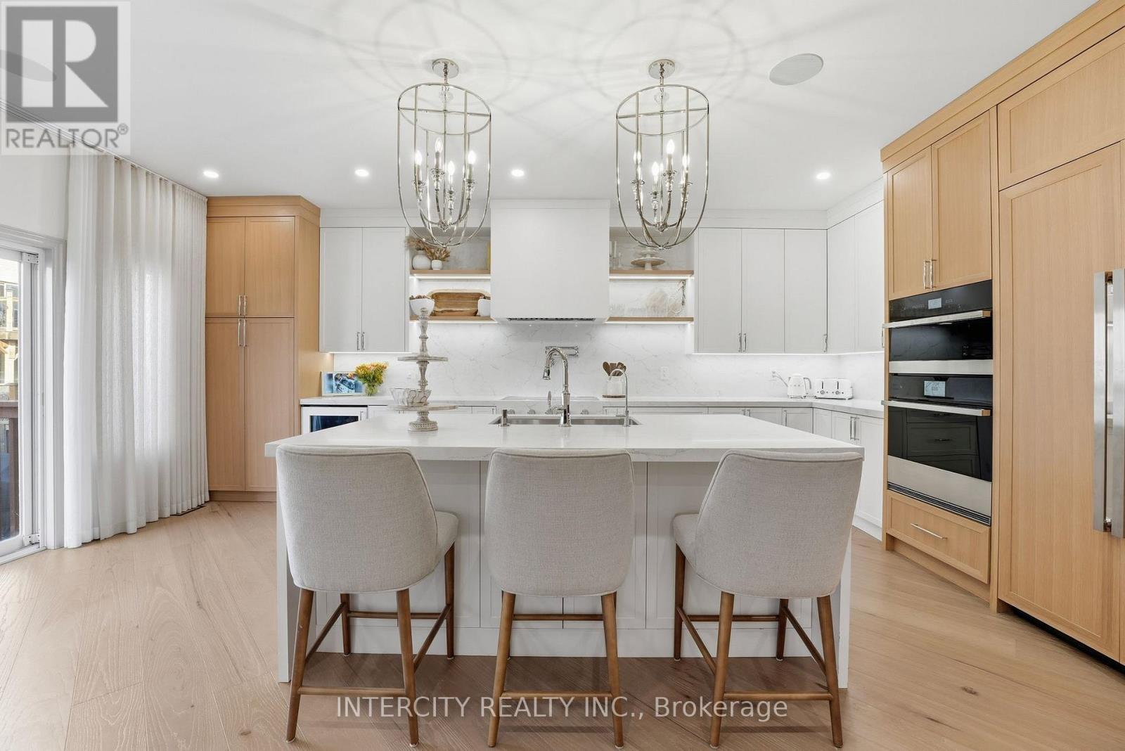 568 Grand Trunk Avenue, Vaughan, Ontario  L6A 0R4 - Photo 6 - N12884160