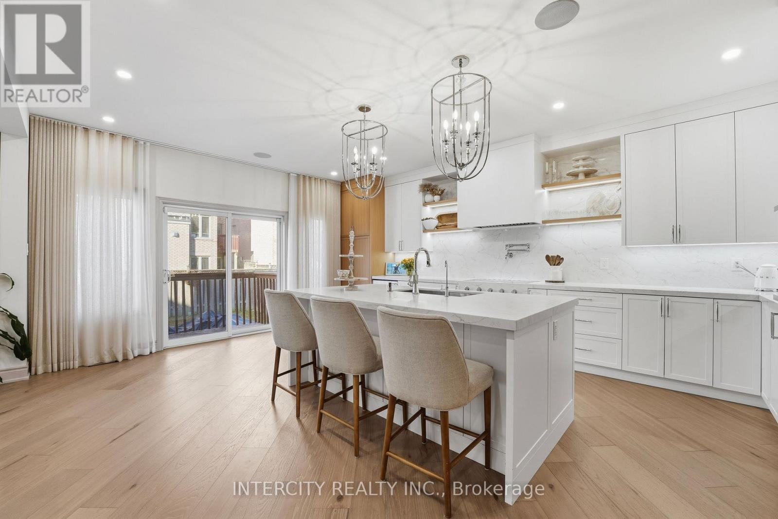 568 Grand Trunk Avenue, Vaughan, Ontario  L6A 0R4 - Photo 9 - N12884160