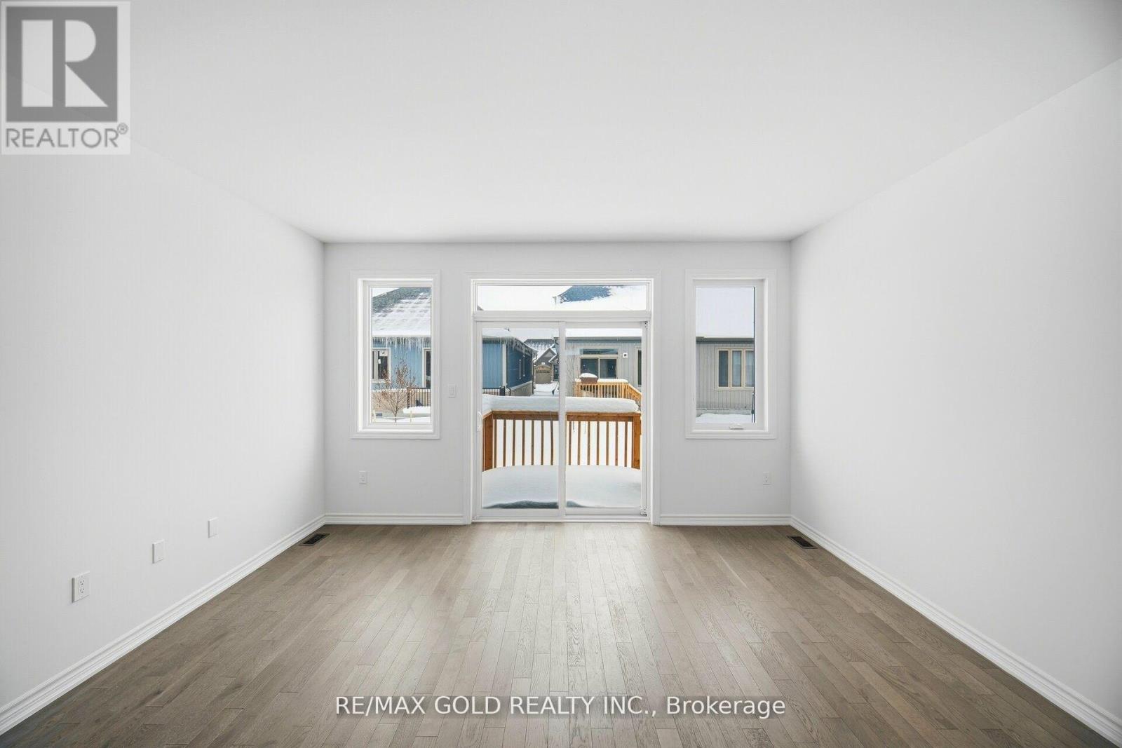 251 Wilcox Drive, Clearview, Ontario  L0M 1S0 - Photo 7 - S12884202