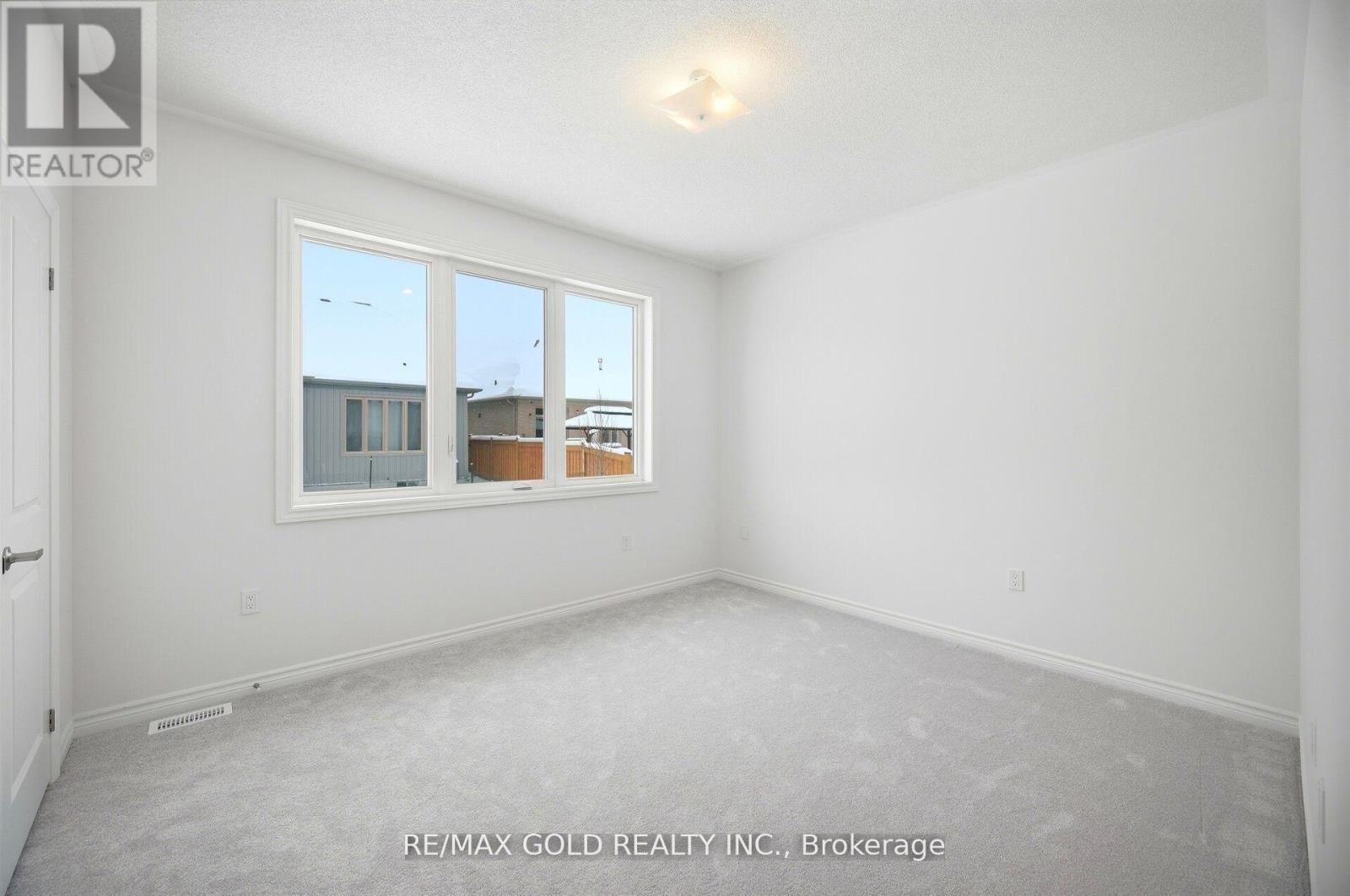 251 Wilcox Drive, Clearview, Ontario  L0M 1S0 - Photo 9 - S12884202