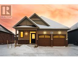 251 WILCOX DRIVE, Clearview, Ontario
