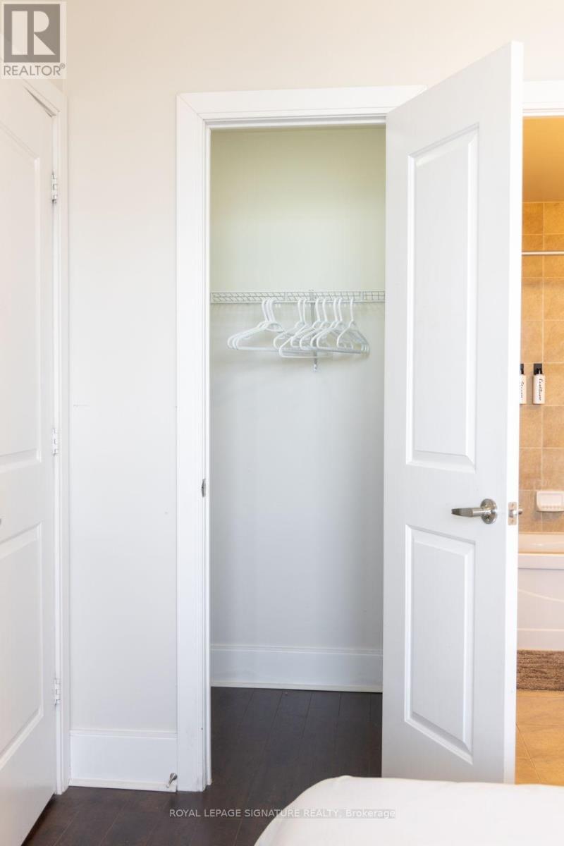 2908 - 330 Burnhamthorpe Road W, Mississauga, Ontario  L5B 0E1 - Photo 27 - W12884154