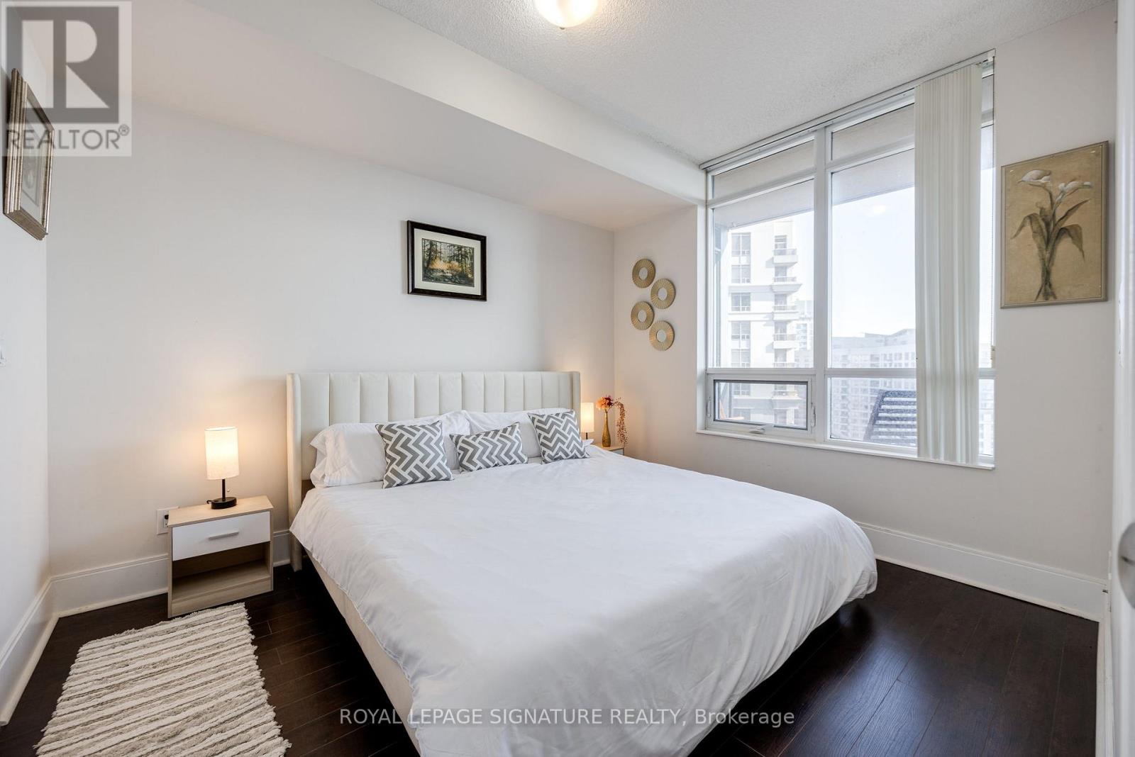 2908 - 330 Burnhamthorpe Road W, Mississauga, Ontario  L5B 0E1 - Photo 9 - W12884154