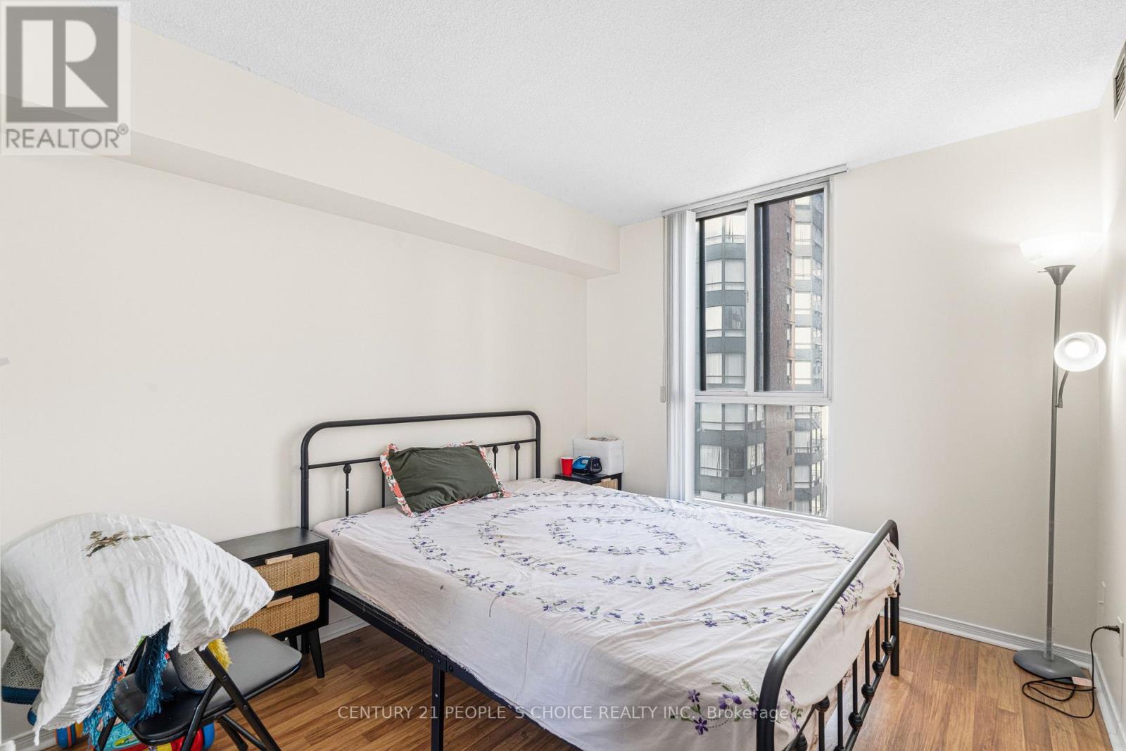 1413 - 155 Hillcrest Avenue, Mississauga, Ontario  L5B 3Z2 - Photo 25 - W12884194