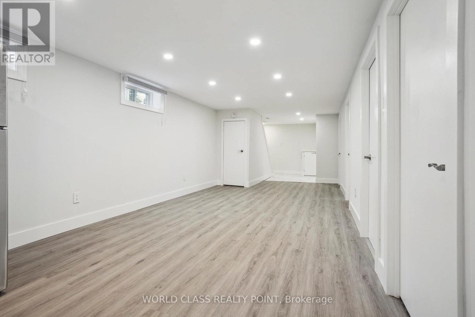 396 Hudson Drive, London East, Ontario  N5V 1E6 - Photo 14 - X12884164