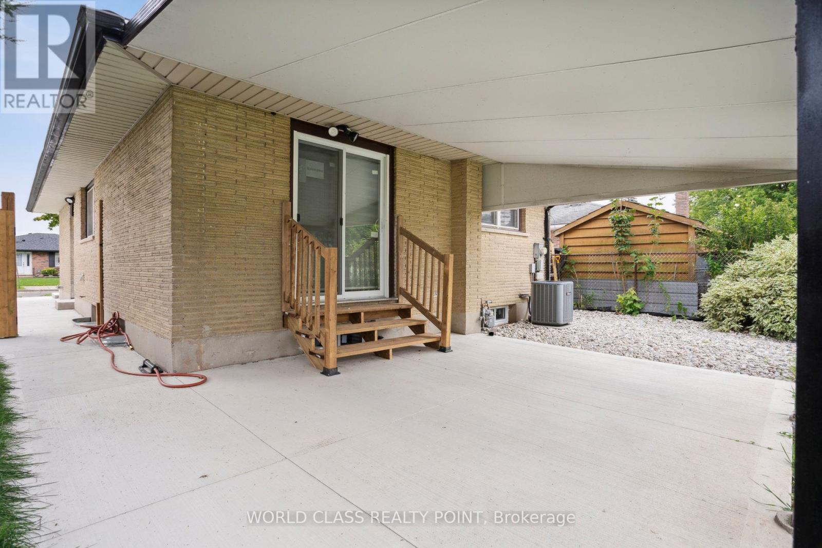 396 Hudson Drive, London East, Ontario  N5V 1E6 - Photo 32 - X12884164
