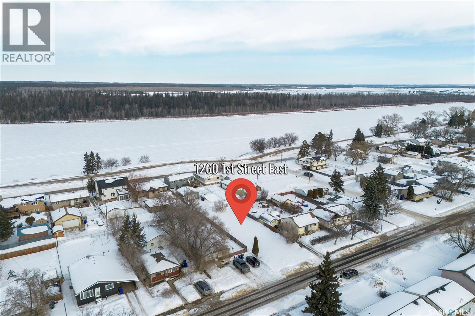 1260 1st Street E, Prince Albert, Saskatchewan  S6V 0E1 - Photo 3 - SK030466