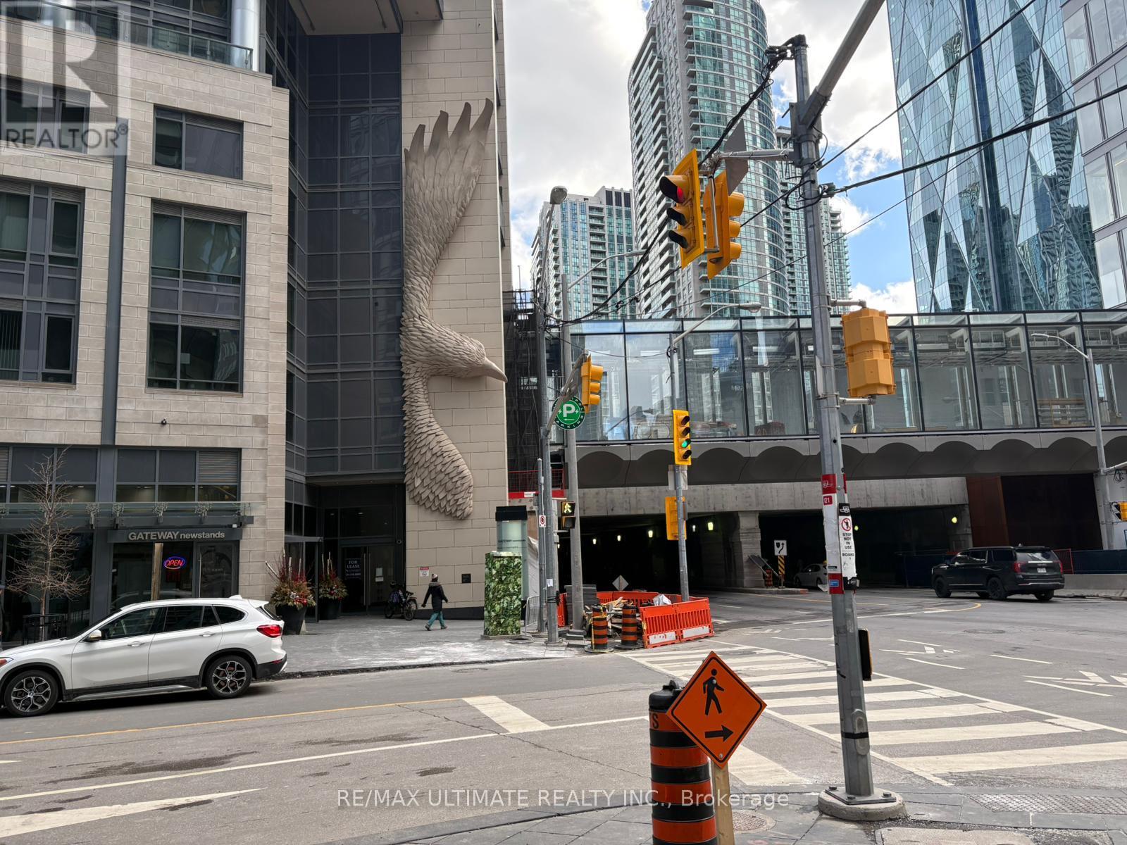 4903 - 8 The Esplanade, Toronto, Ontario  M5E 0A6 - Photo 22 - C12829372