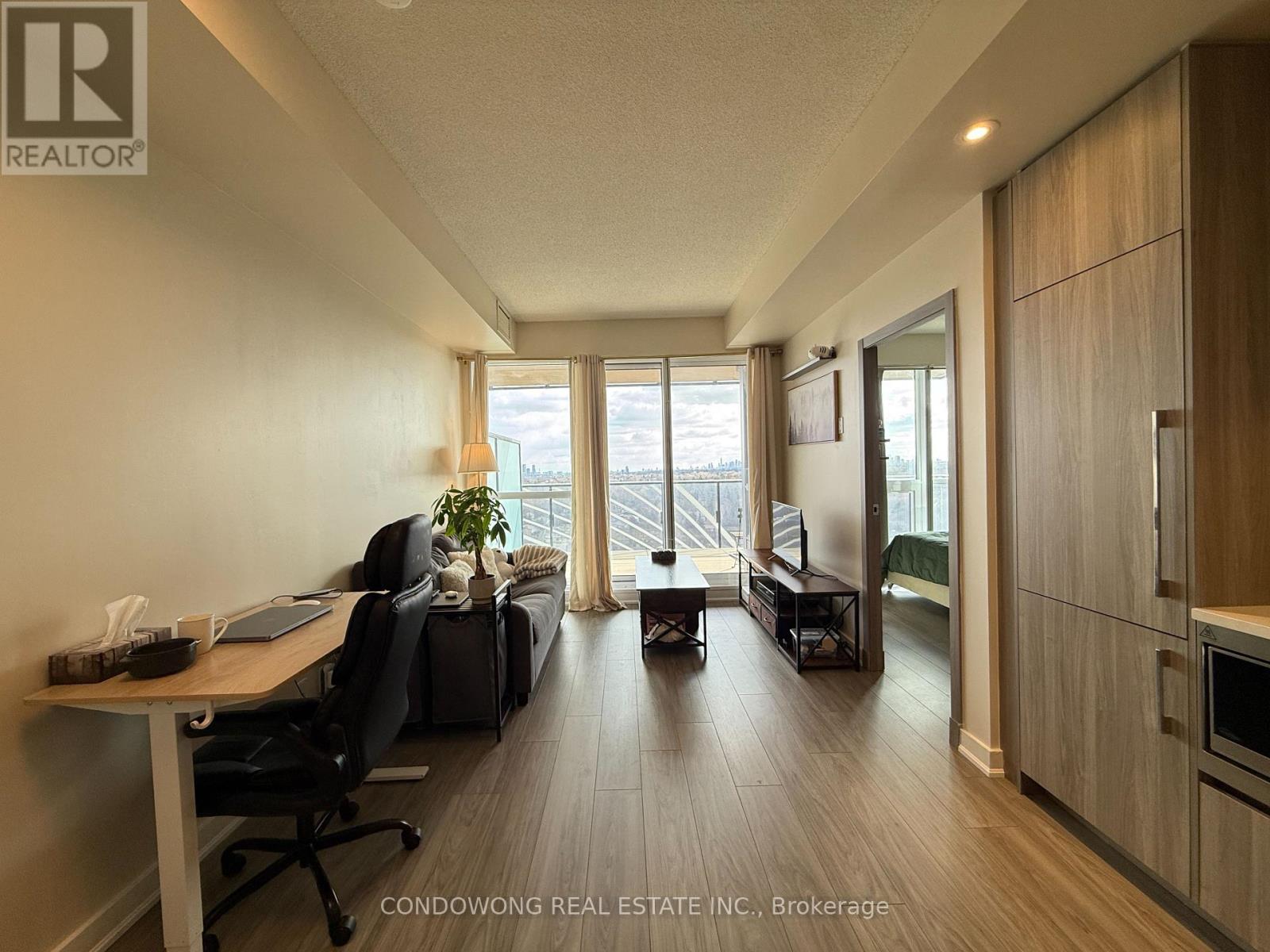 1805 - 27 Mcmahon Drive, Toronto, Ontario  M2K 0J2 - Photo 2 - C12882938