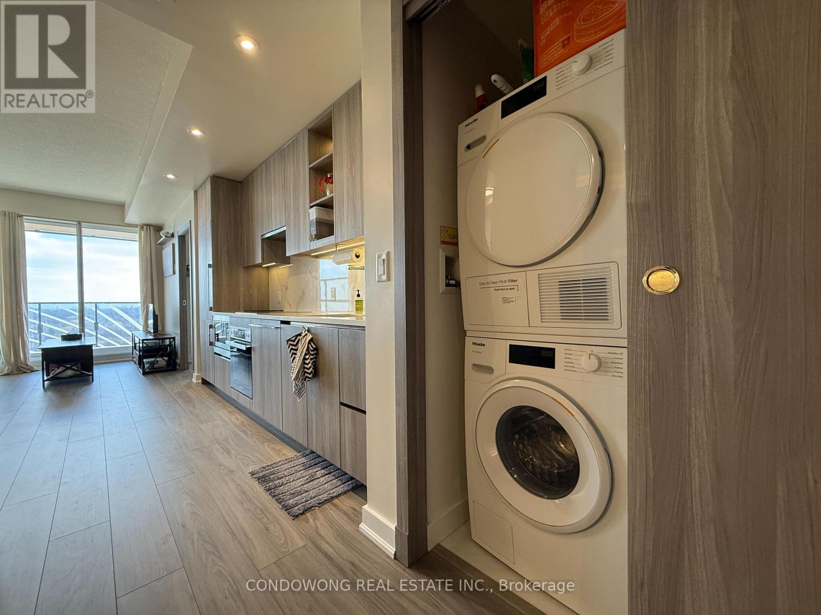 1805 - 27 Mcmahon Drive, Toronto, Ontario  M2K 0J2 - Photo 9 - C12882938