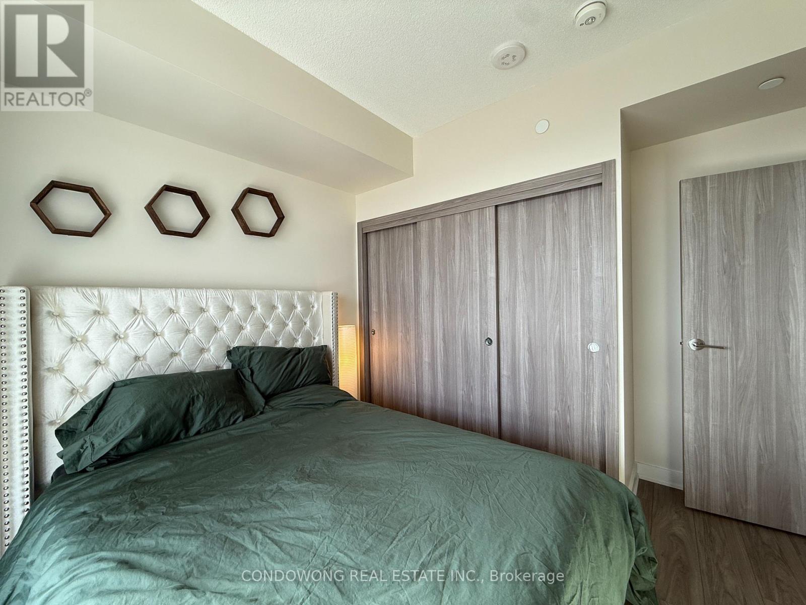 1805 - 27 Mcmahon Drive, Toronto, Ontario  M2K 0J2 - Photo 12 - C12882938