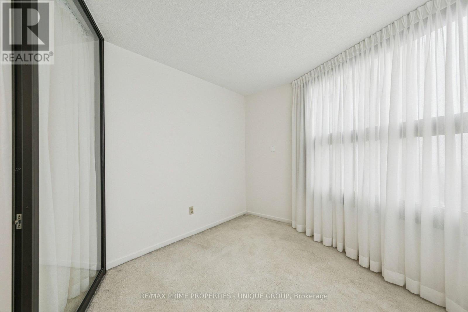 1801 - 1300 Bloor Street, Mississauga, Ontario  L4Y 3Z2 - Photo 16 - W12838990