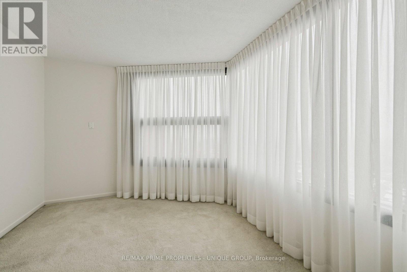 1801 - 1300 Bloor Street, Mississauga, Ontario  L4Y 3Z2 - Photo 18 - W12838990