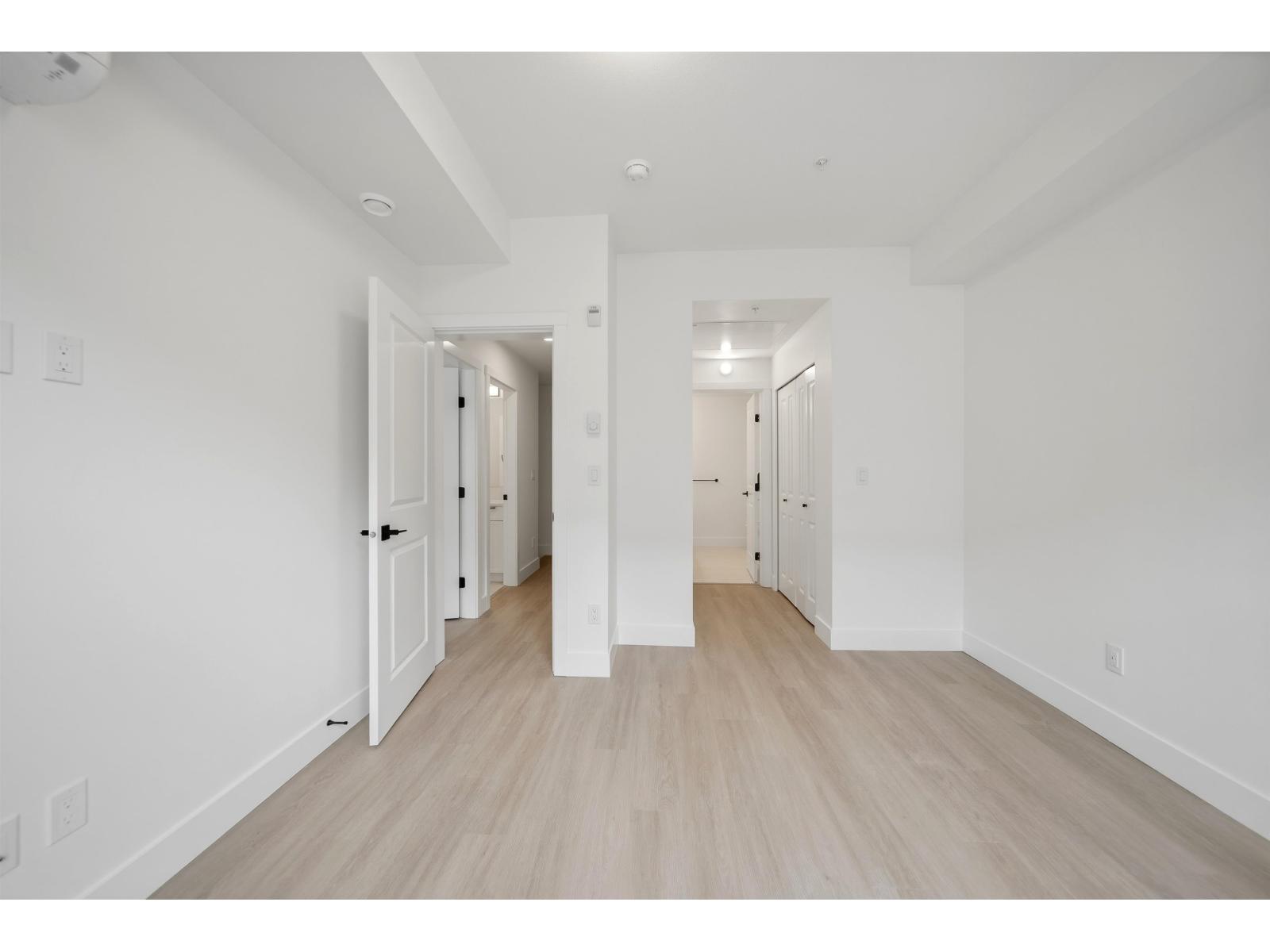 111 3465 146a Street, Surrey, British Columbia  V0V 0V0 - Photo 11 - R3099581