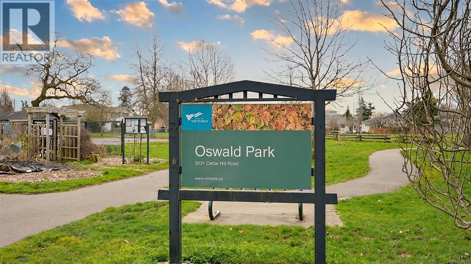 2614 Scott St, Victoria, British Columbia  V8R 4H9 - Photo 11 - 1028777