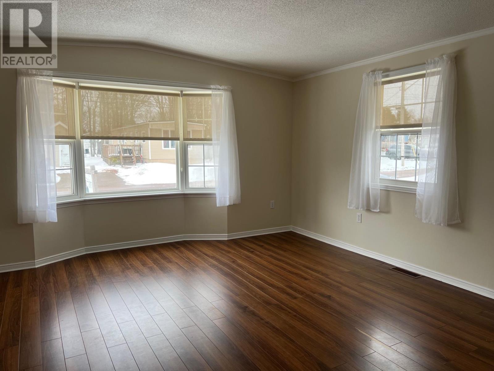 18 Dale Drive, Summerside, Prince Edward Island  C1N 4T4 - Photo 6 - 202529309