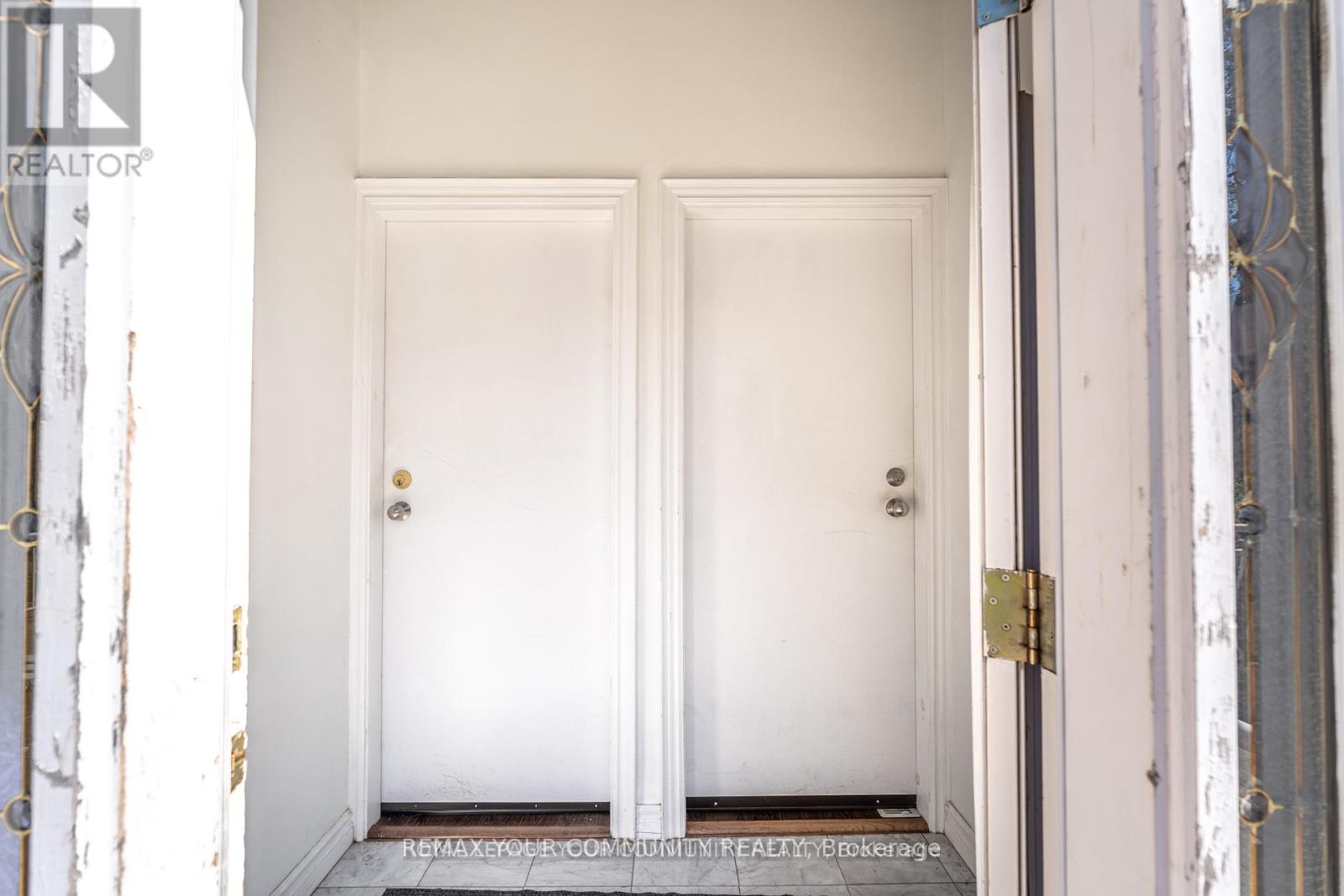 Upper - 149 Dovercourt Road, Toronto, Ontario  M6J 3C5 - Photo 2 - C12884230