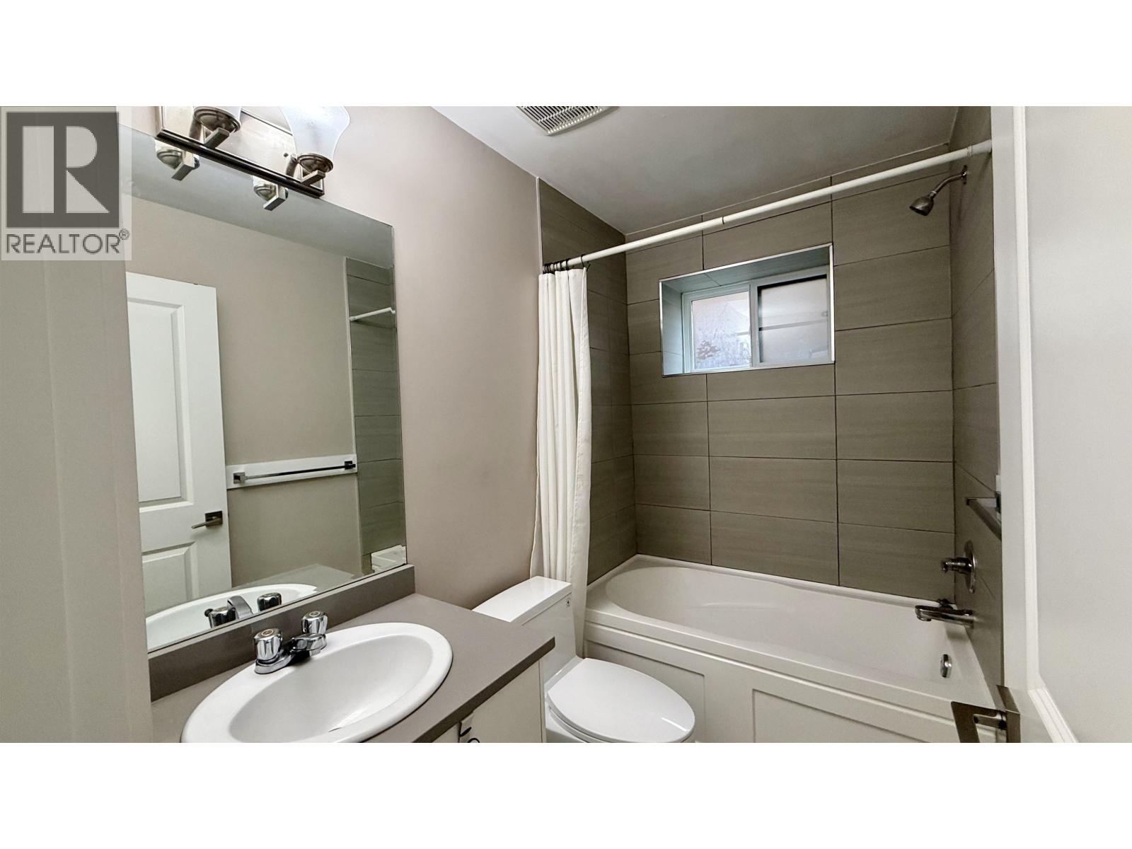 Basement-6356 Lakeview Avenue, Burnaby, British Columbia  V5E 2P2 - Photo 10 - R3099809