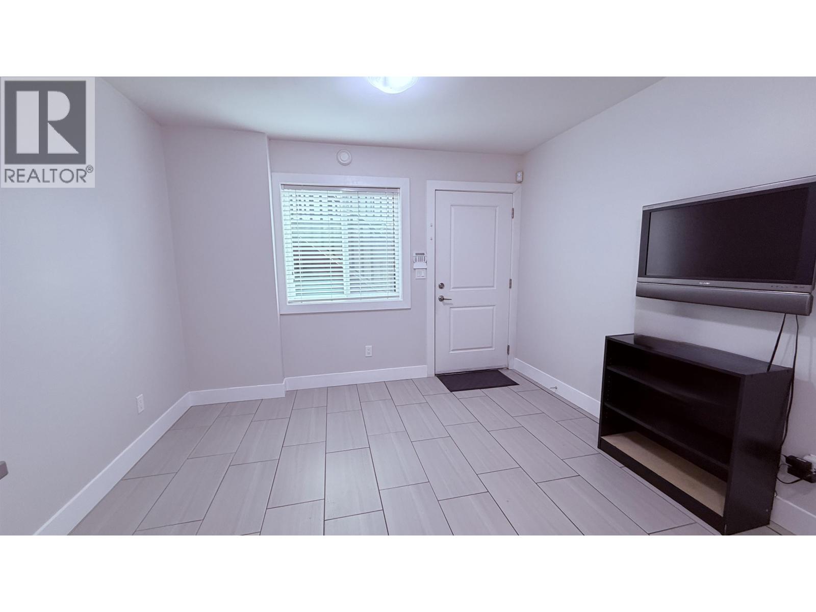 Basement-6356 Lakeview Avenue, Burnaby, British Columbia  V5E 2P2 - Photo 6 - R3099809