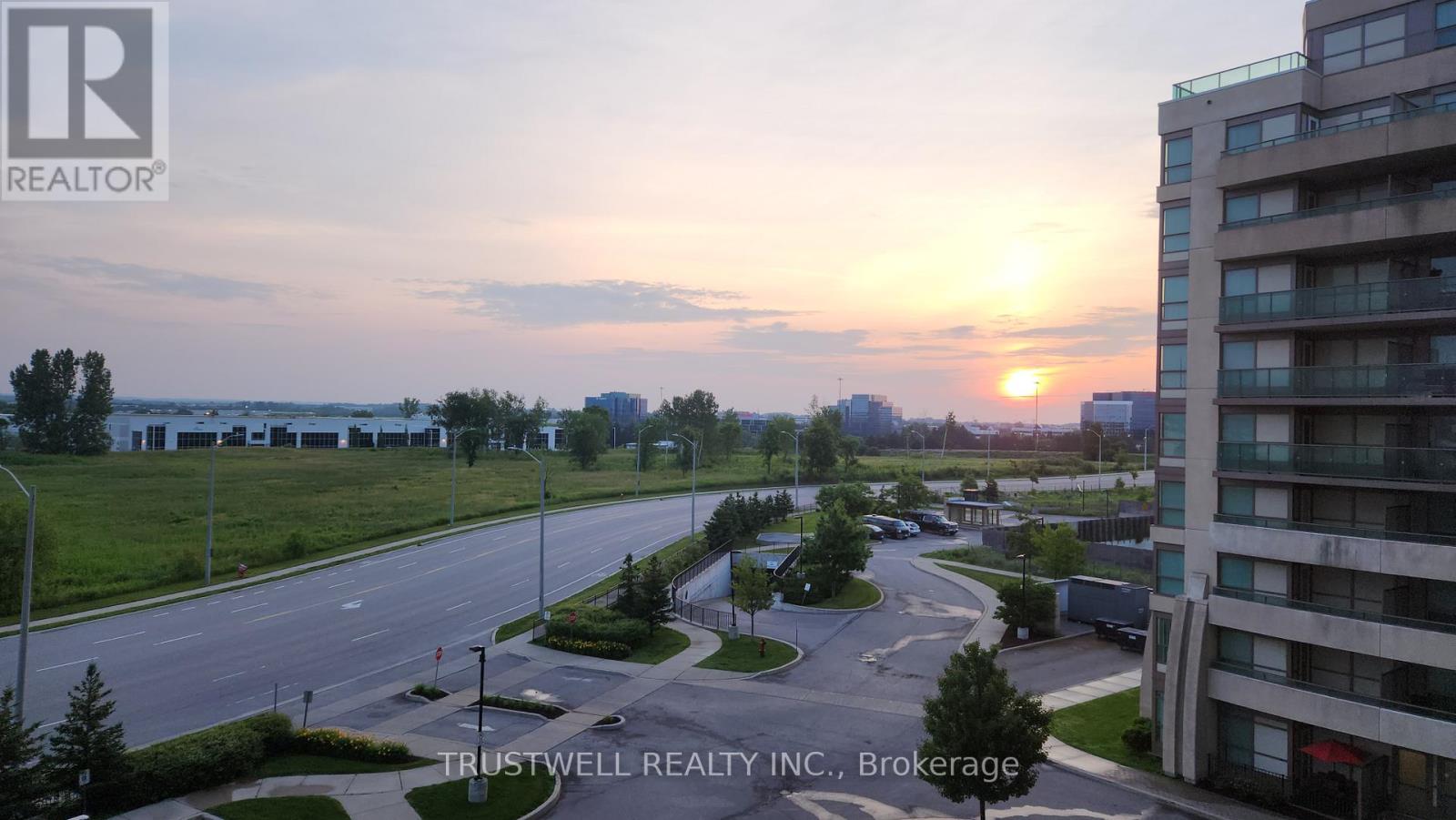 520 - 75 Norman Bethune Avenue, Richmond Hill, Ontario  L4B 0B6 - Photo 19 - N12884220