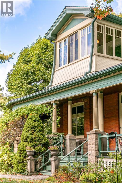 55 Cayley Street, Dundas, Ontario  L9H 2E6 - Photo 3 - 40812264