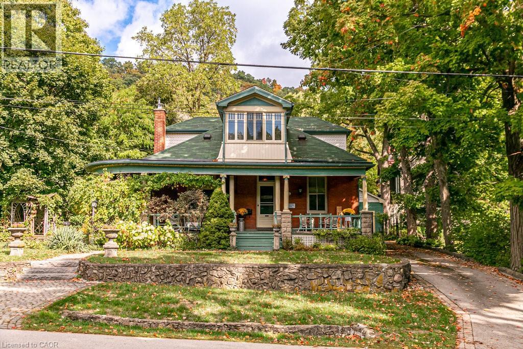 55 CAYLEY Street, Dundas, Ontario