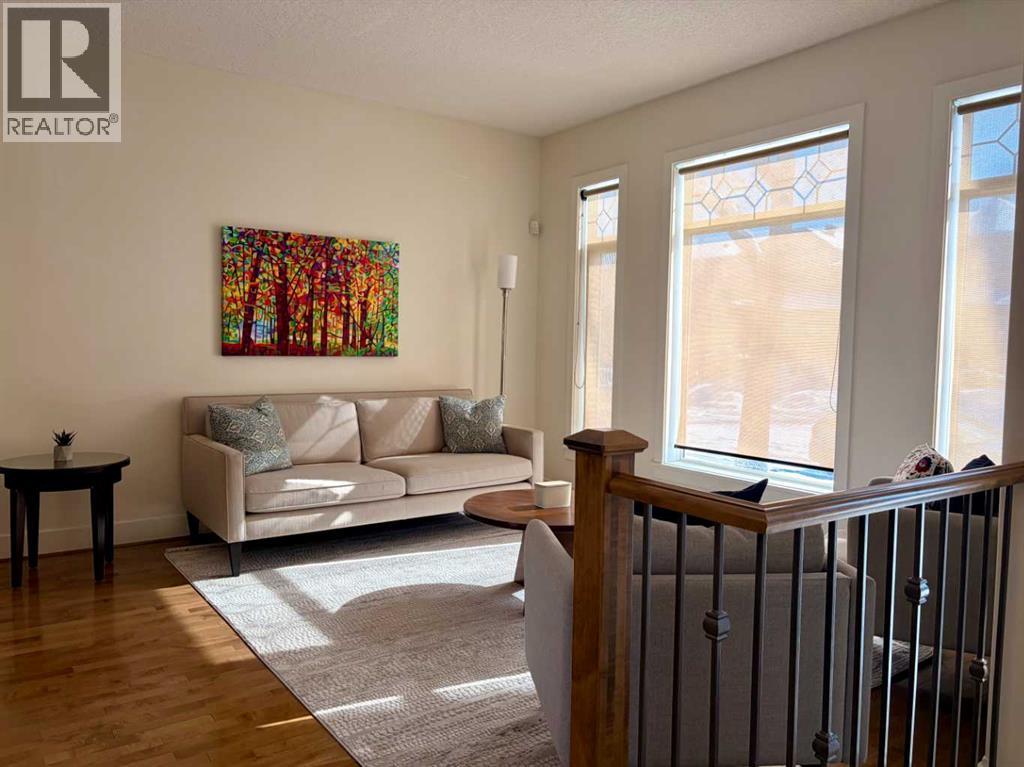 624 27 Avenue Nw, Calgary, Alberta  T2M 2J1 - Photo 3 - A2293358