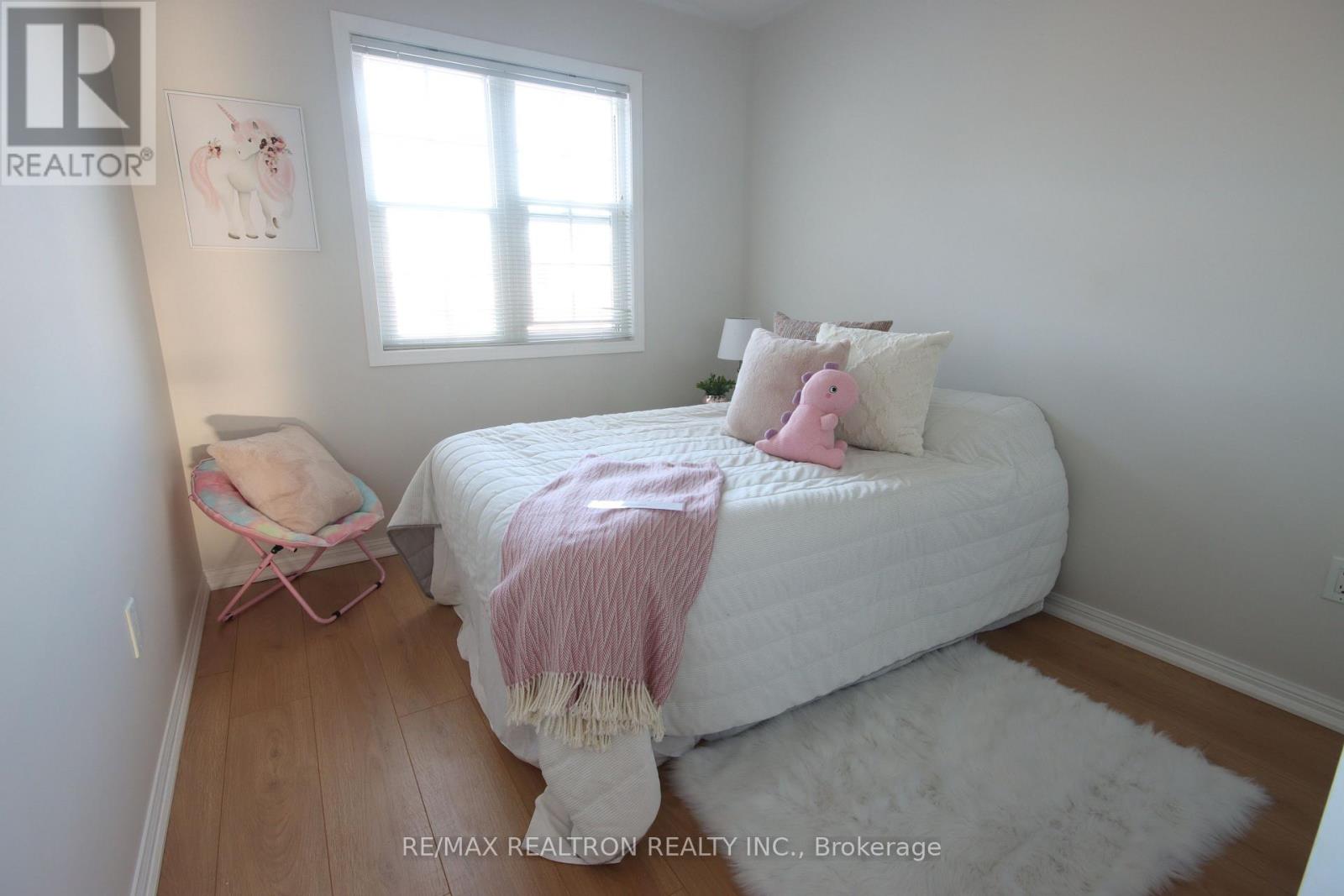 70 Commonwealth Road, Barrie, Ontario  L4M 0C9 - Photo 30 - S12883710