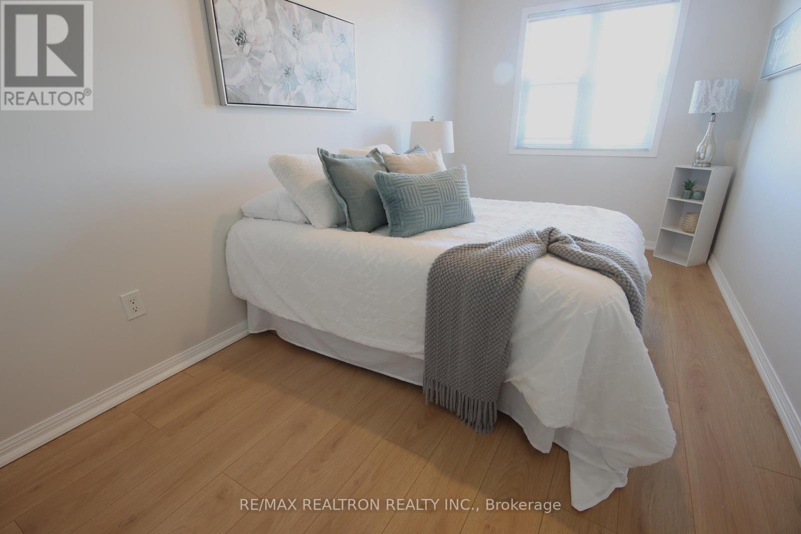 70 Commonwealth Road, Barrie, Ontario  L4M 0C9 - Photo 29 - S12883710