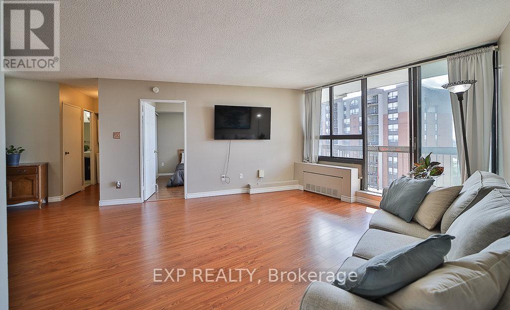 1405 - 20 Mississauga Valley Boulevard, Mississauga, Ontario  L5A 3S1 - Photo 4 - W12821000
