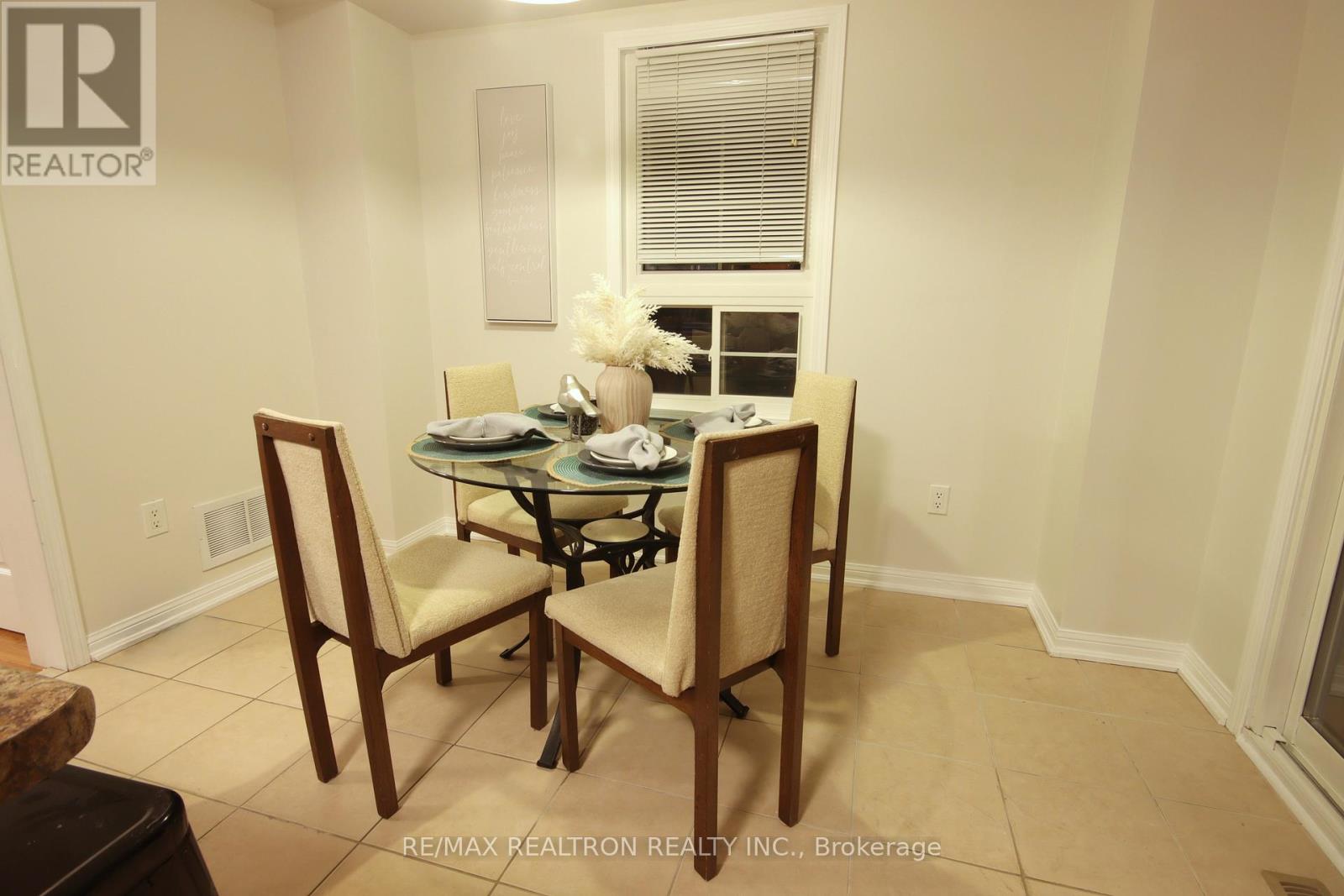 70 Commonwealth Road, Barrie, Ontario  L4M 0C9 - Photo 15 - S12883710