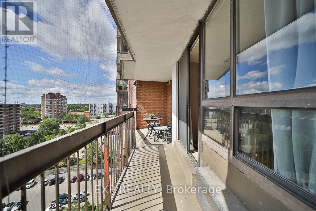 1405 - 20 Mississauga Valley Boulevard, Mississauga, Ontario  L5A 3S1 - Photo 8 - W12821000