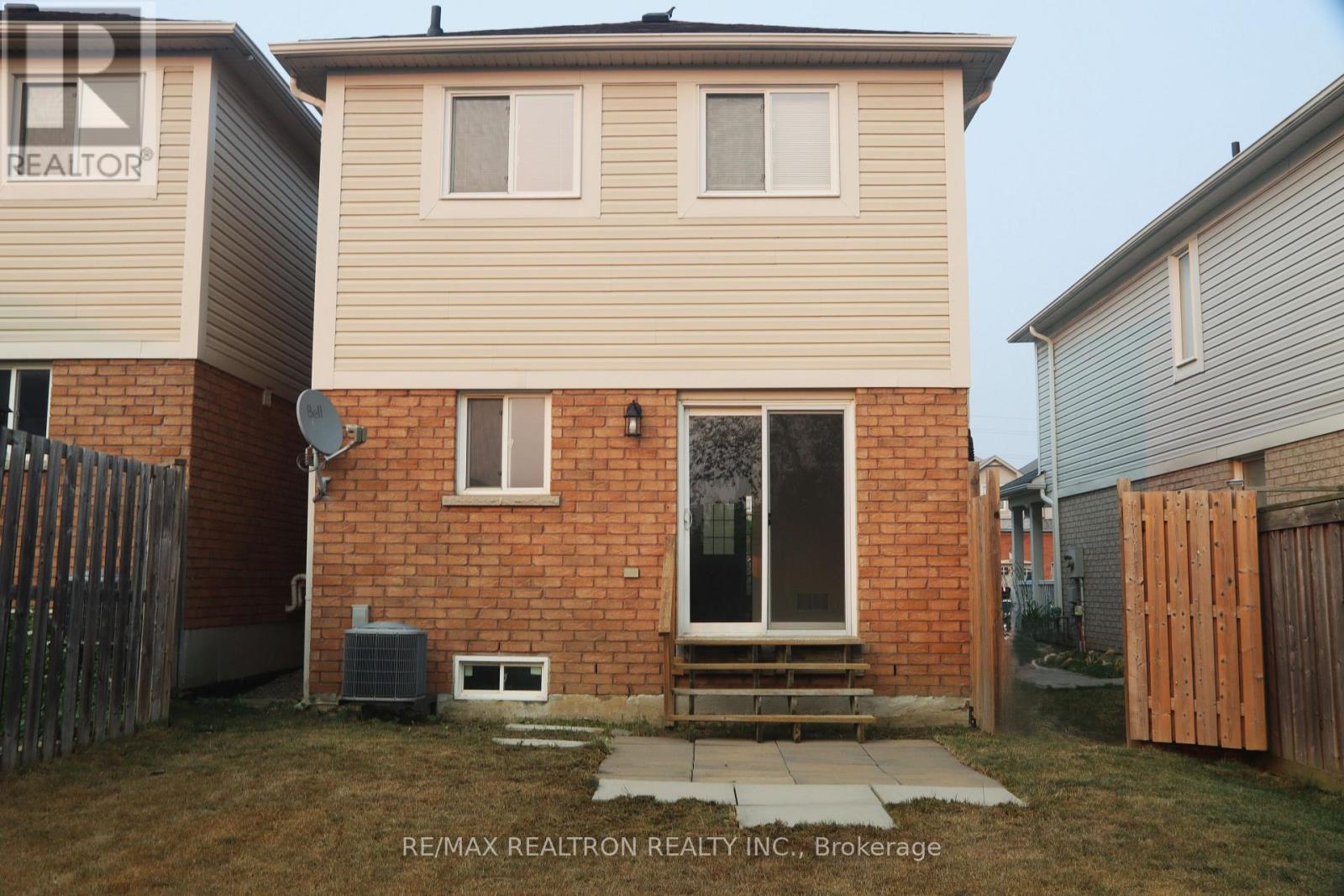 70 Commonwealth Road, Barrie, Ontario  L4M 0C9 - Photo 5 - S12883710