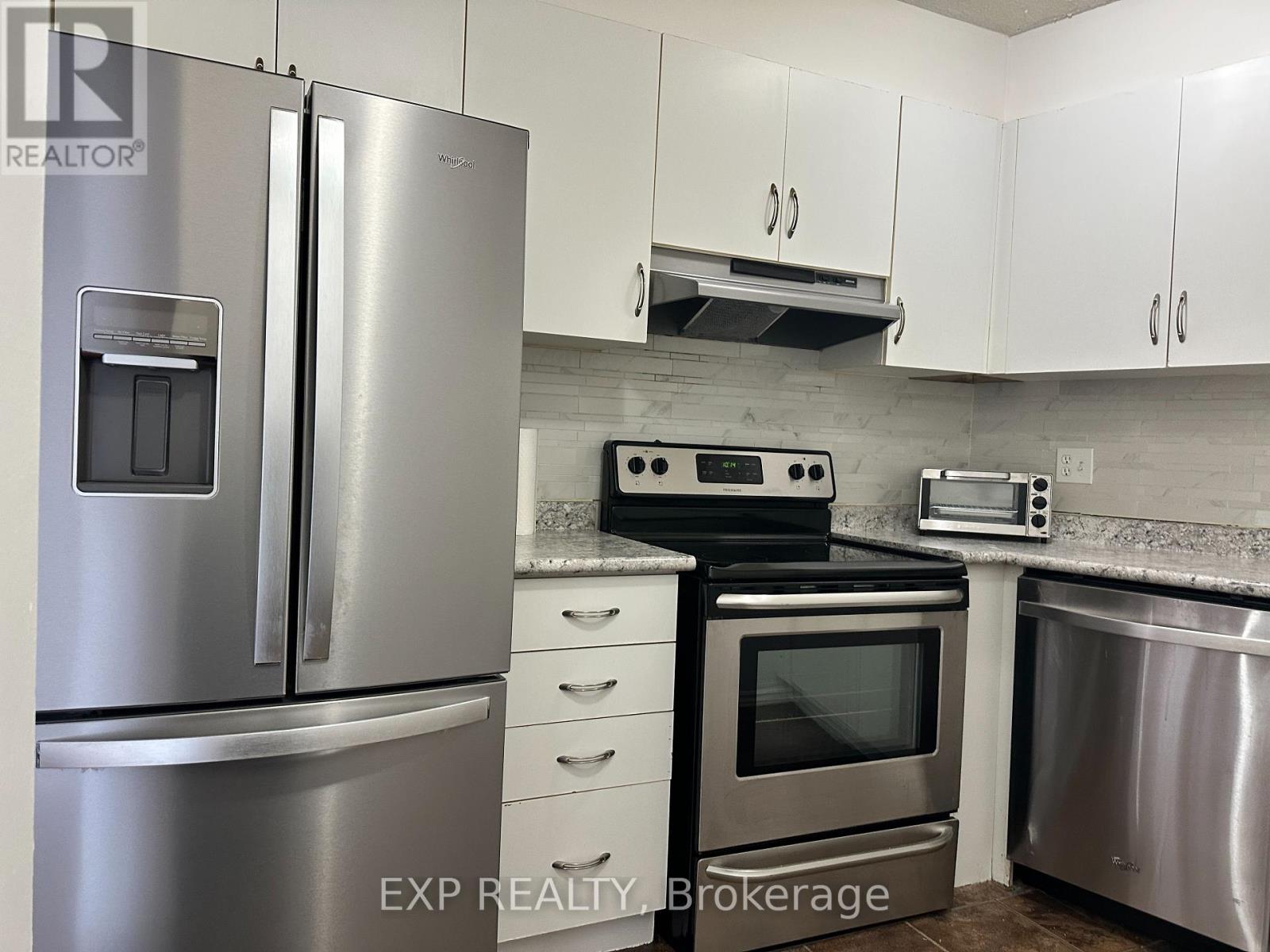 1405 - 20 Mississauga Valley Boulevard, Mississauga, Ontario  L5A 3S1 - Photo 3 - W12821000