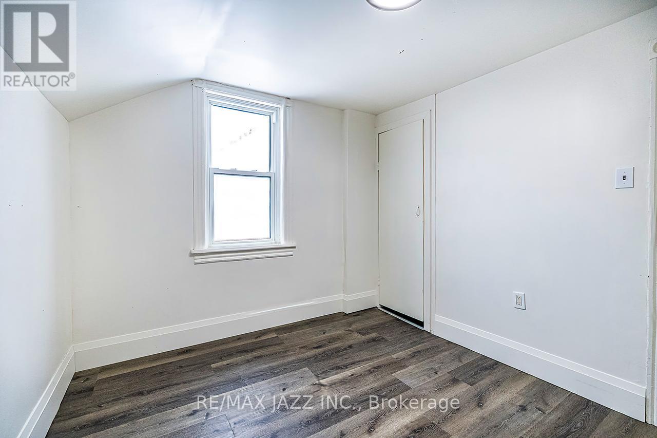 548 Front Street, Oshawa, Ontario  L1H 4V3 - Photo 14 - E12884074