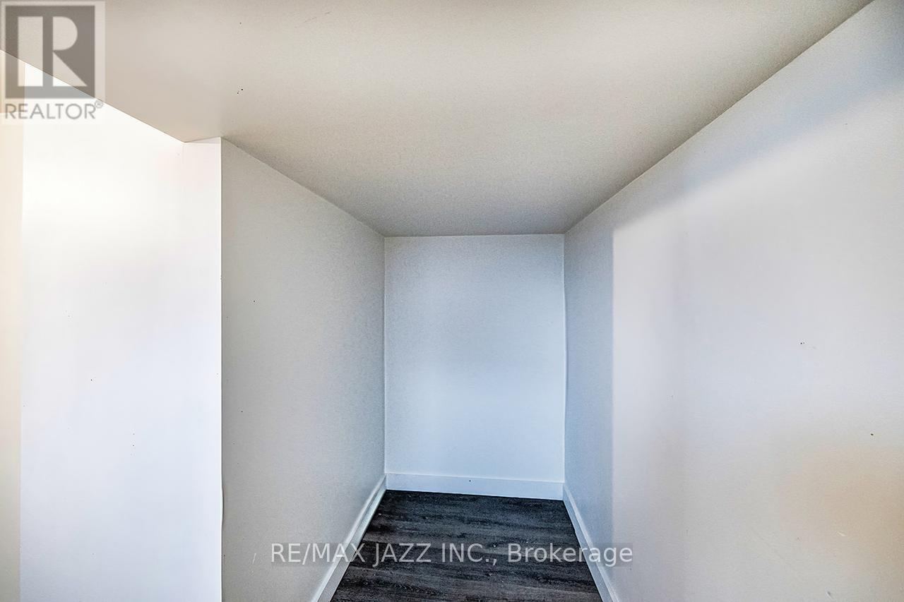 548 Front Street, Oshawa, Ontario  L1H 4V3 - Photo 10 - E12884074