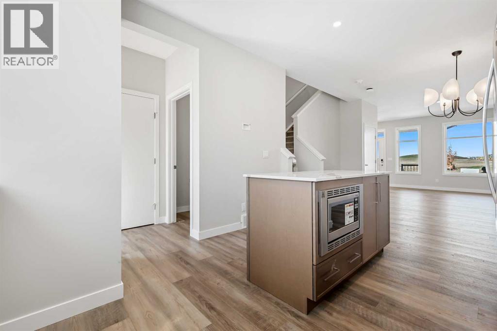 7023 Rangeview Avenue SE, Calgary, Alberta