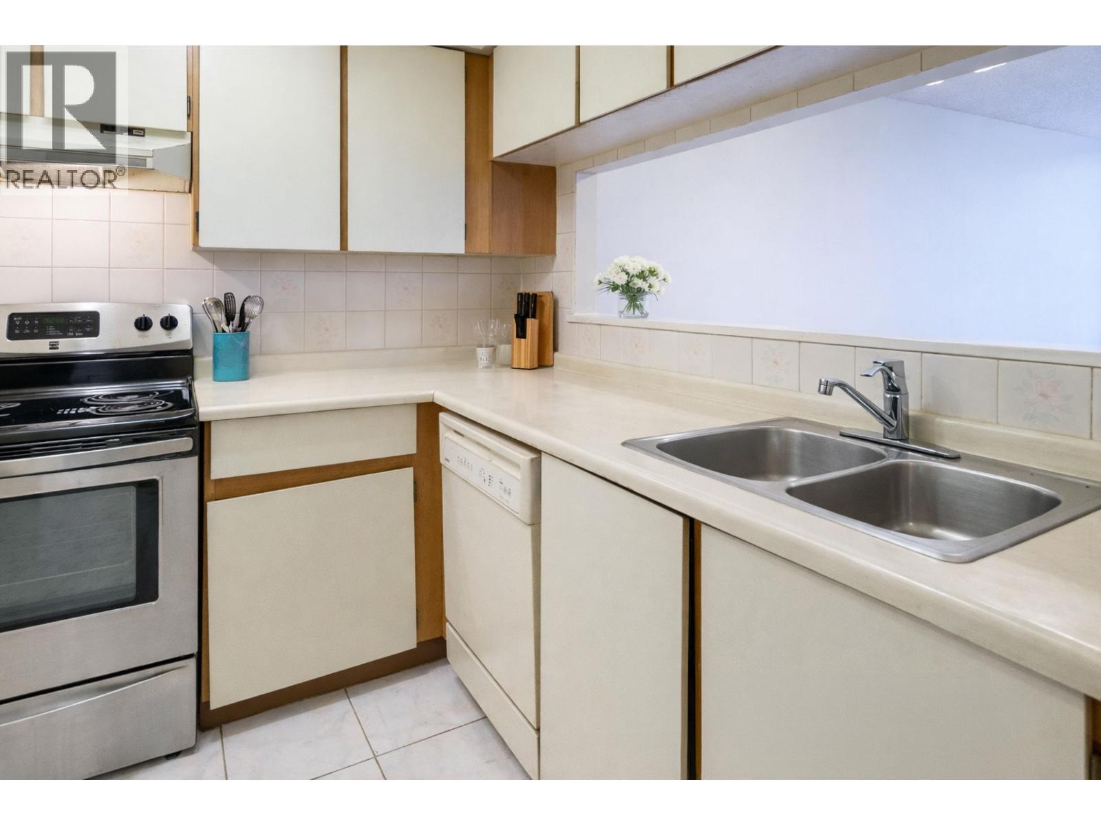 708 460 Westview Street, Coquitlam, British Columbia  V3K 6C9 - Photo 10 - R3098392