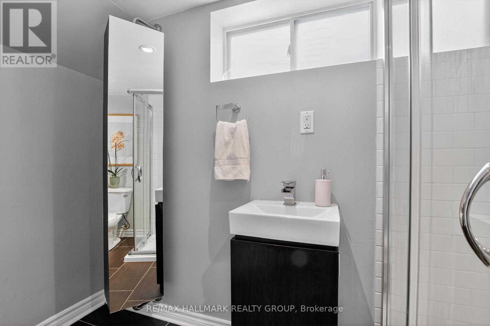 2401 Magnus Avenue, Ottawa, Ontario  K1G 1J7 - Photo 29 - X12884274