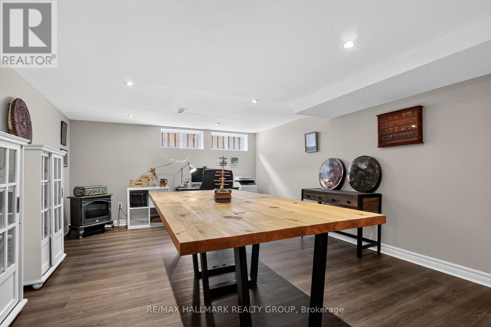 2401 Magnus Avenue, Ottawa, Ontario  K1G 1J7 - Photo 31 - X12884274